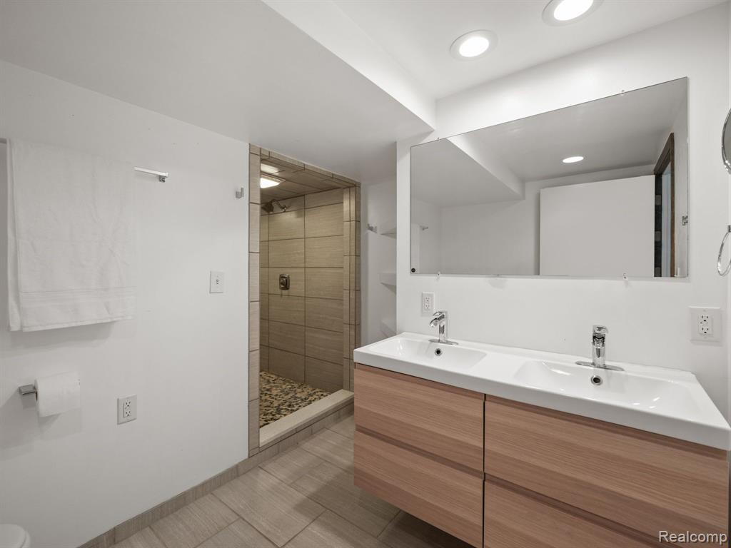 5151 N ADAMS Road, Bloomfield Hills, MI 48304 — Photo 29