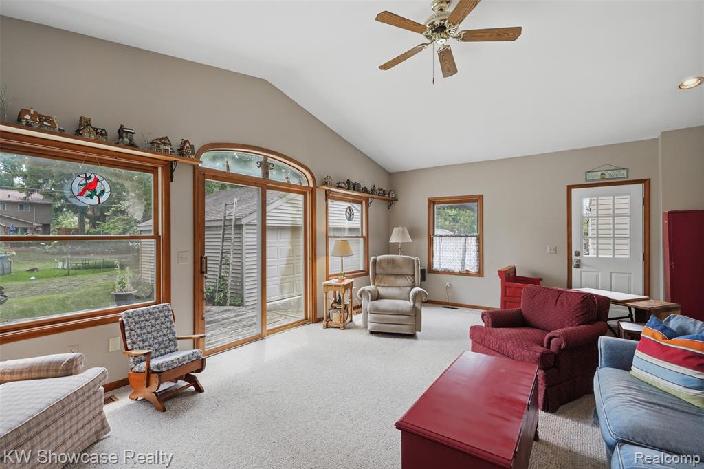2071 Dorothea Road, Berkley, MI 48072 — Photo 19