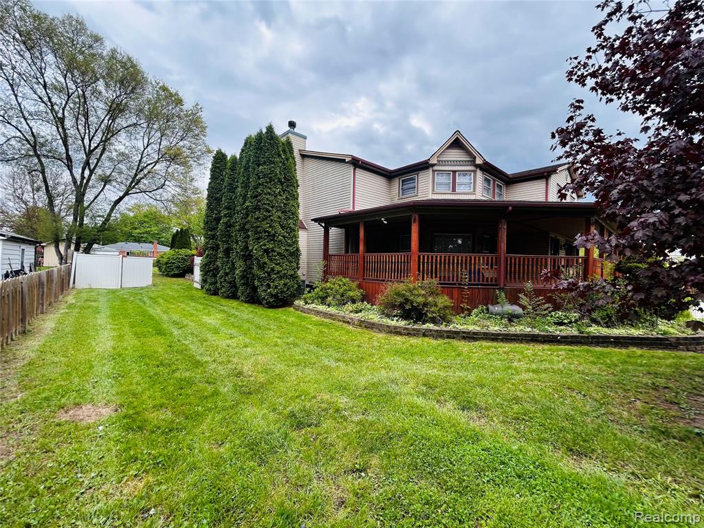 8186 Lenore Street, Dearborn Heights, MI 48127 — Photo 10