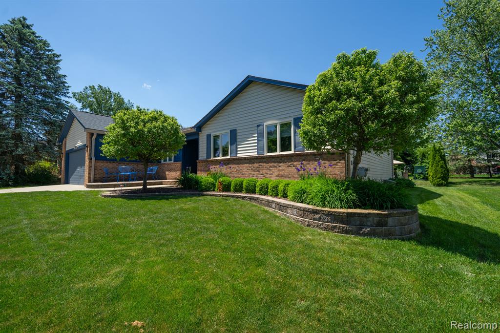 24729 SARAH FLYNN, Novi, MI — Photo 7