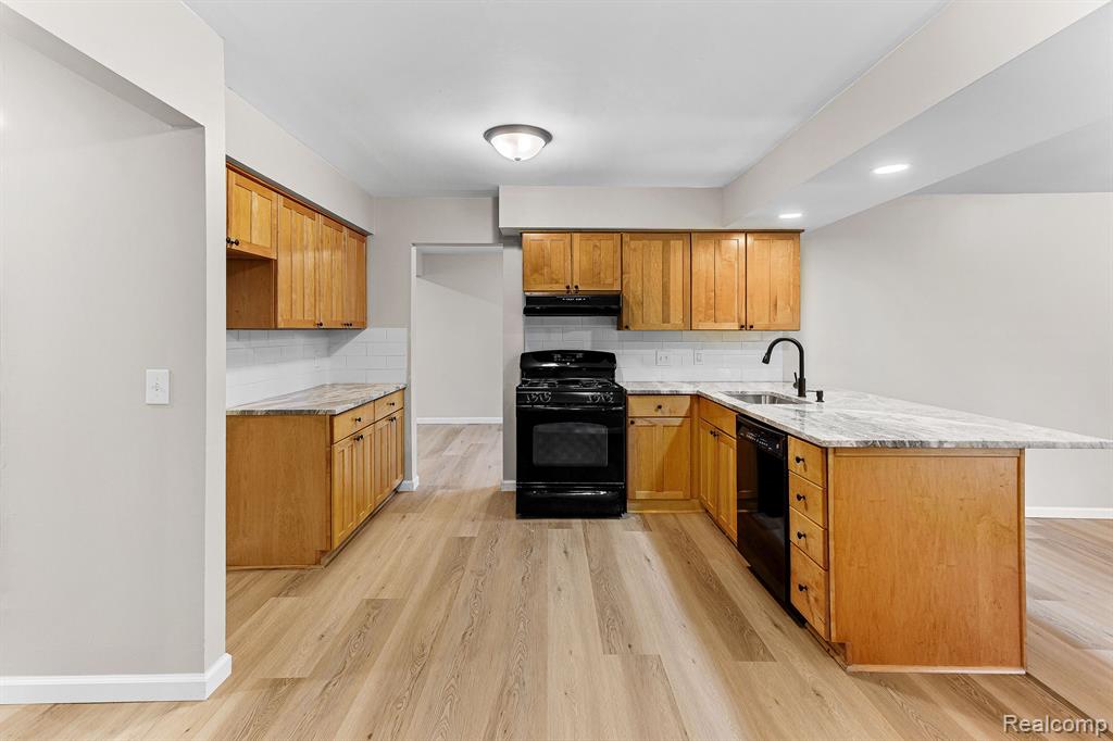 41639 METALINE Drive, Canton, MI 48187 — Photo 23