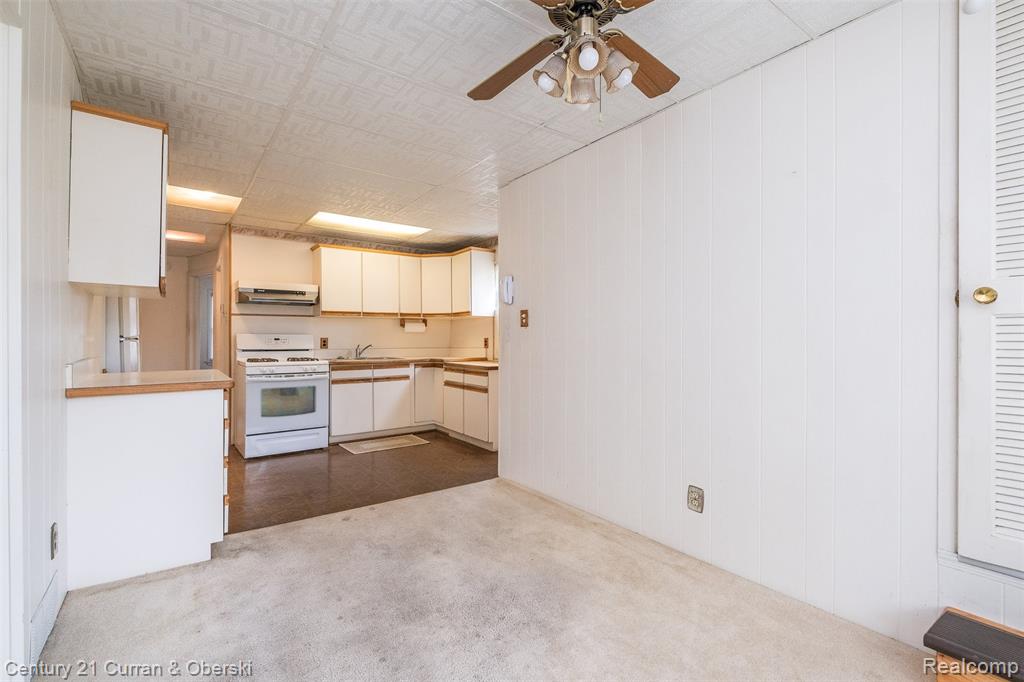 9663 Columbia, Redford, MI 48239 — Photo 11