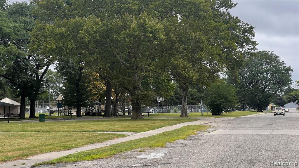 7259 Chalmers Avenue, Warren, MI 48091 — Photo 18