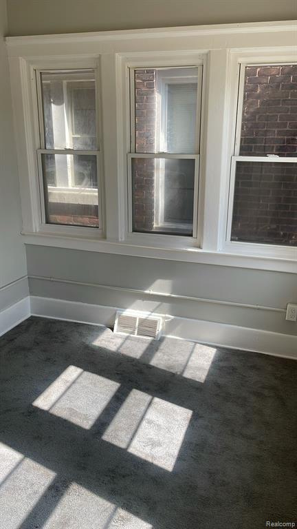 7633 Woodrow Wilson Street, Detroit, MI 48206 — Photo 25