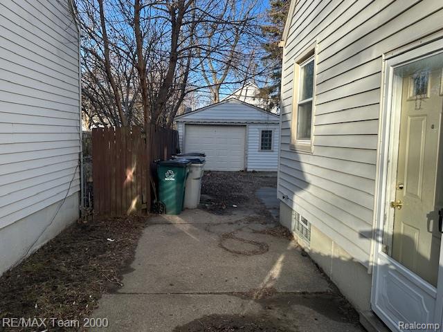 23345 Tawas Avenue, Hazel Park, MI 48030 — Photo 3