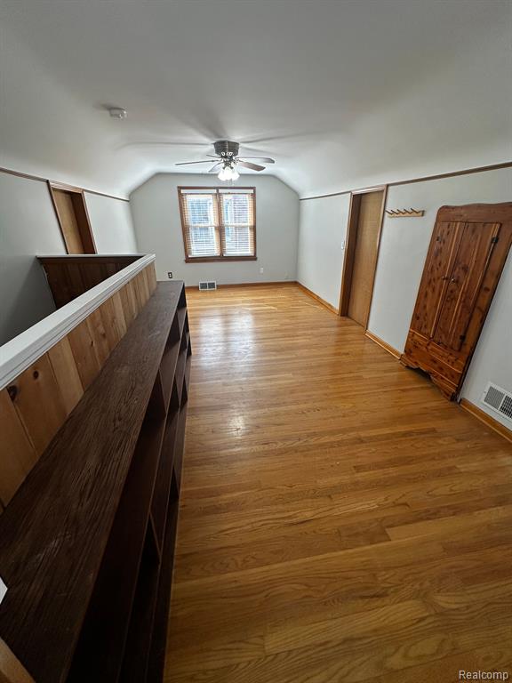 950 N YORK Street, Dearborn, MI 48128 — Photo 16