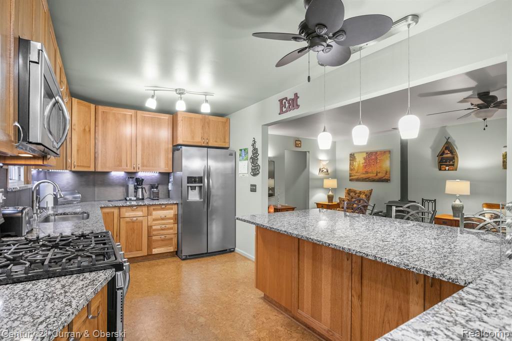 425 KENT Street, Carleton, MI 48117 — Photo 13
