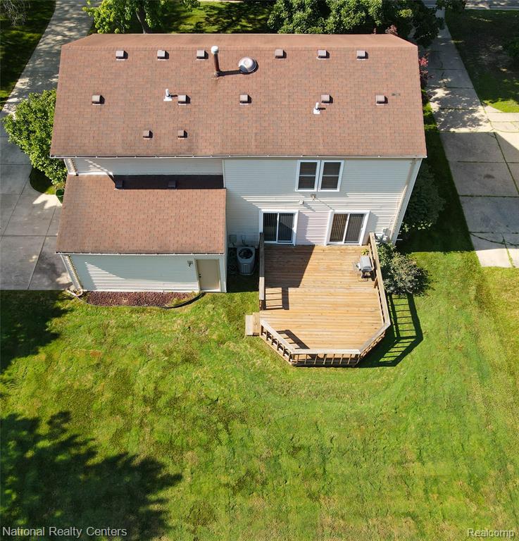 5459 N Piccadilly, West Bloomfield, MI — Photo 11