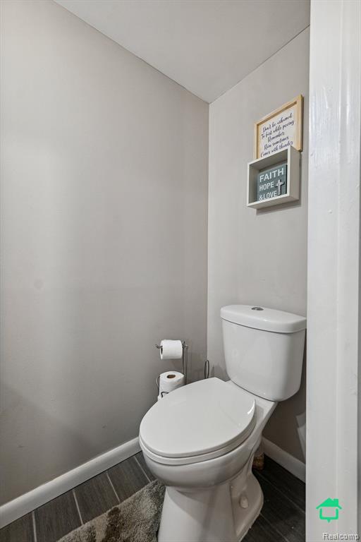 37675 Colonial Drive, Westland, MI — Photo 29