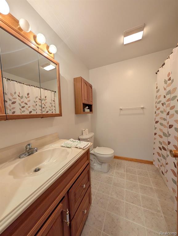 6185 N Vassar Road, Flint, MI 48506 — Photo 14
