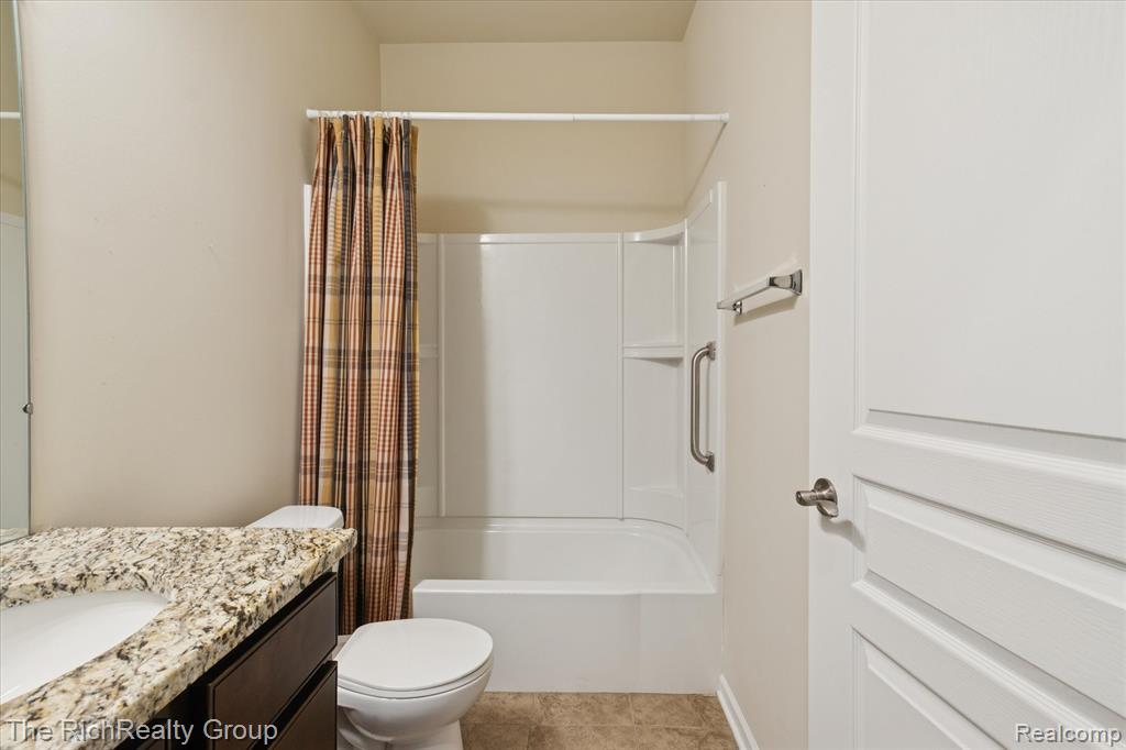 49534 Mapleton, Canton, MI 48188 — Photo 31