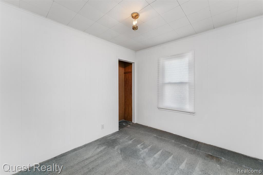 4041 Chenlot Lane, Waterford, MI 48328 — Photo 14