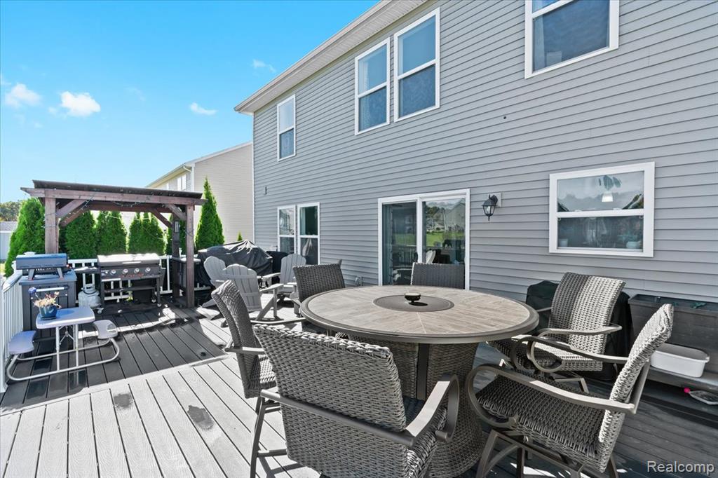 3537 Amber Oaks Drive, Howell, MI 48855 — Photo 25
