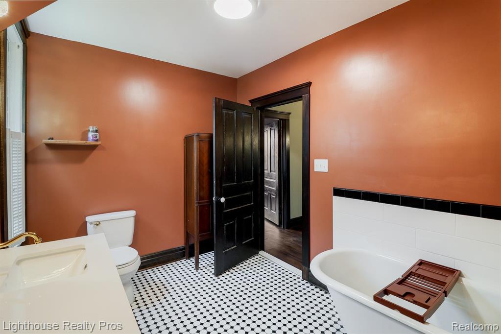 405 W Jefferson Street, Grand Ledge, MI 48837 — Photo 36