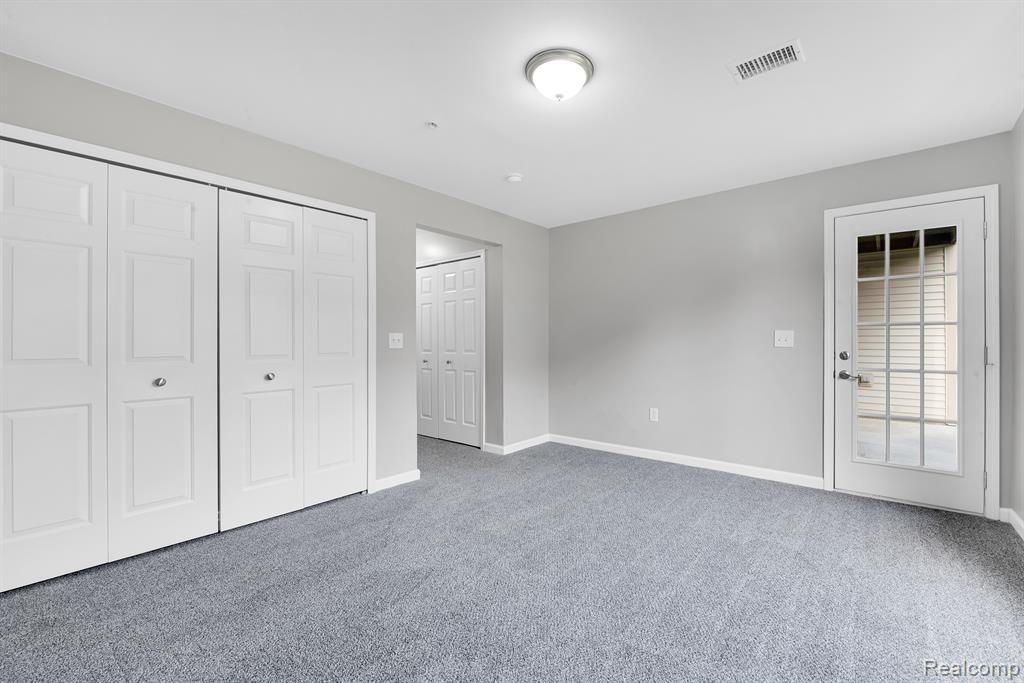 28243 CARLTON WAY Drive, 37, Novi, MI 48377 — Photo 9