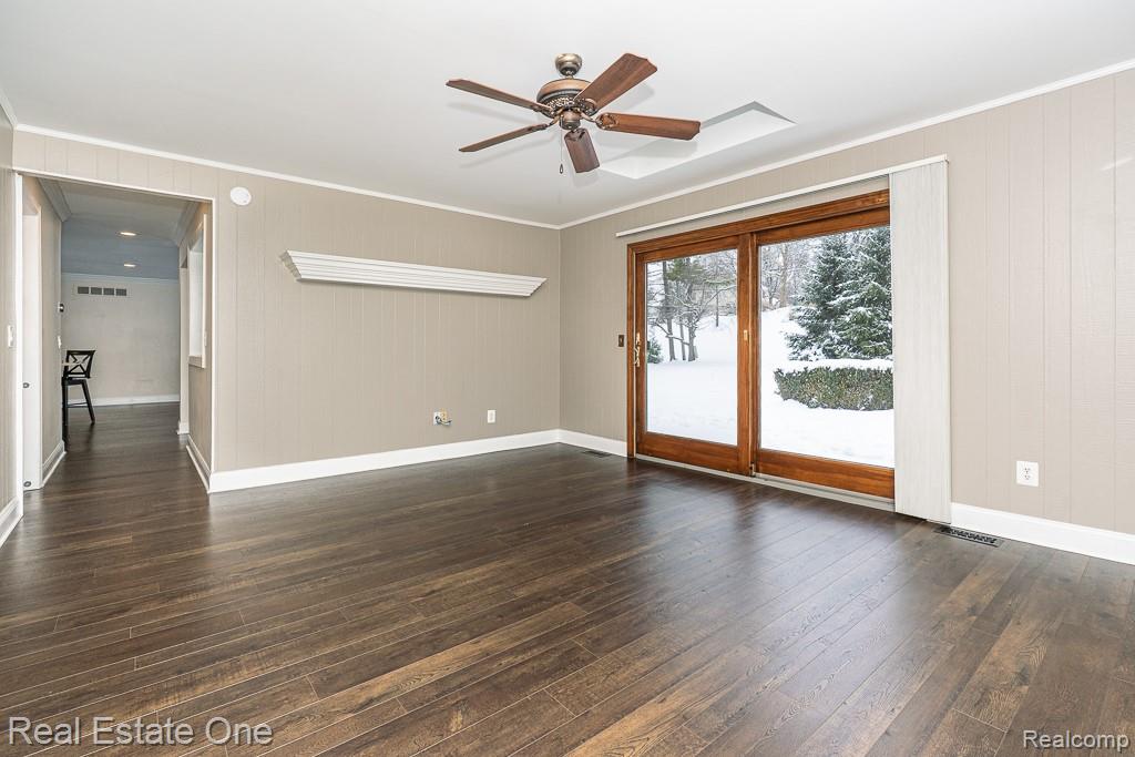732 Rutgers Road, Rochester Hills, MI 48309 — Photo 14