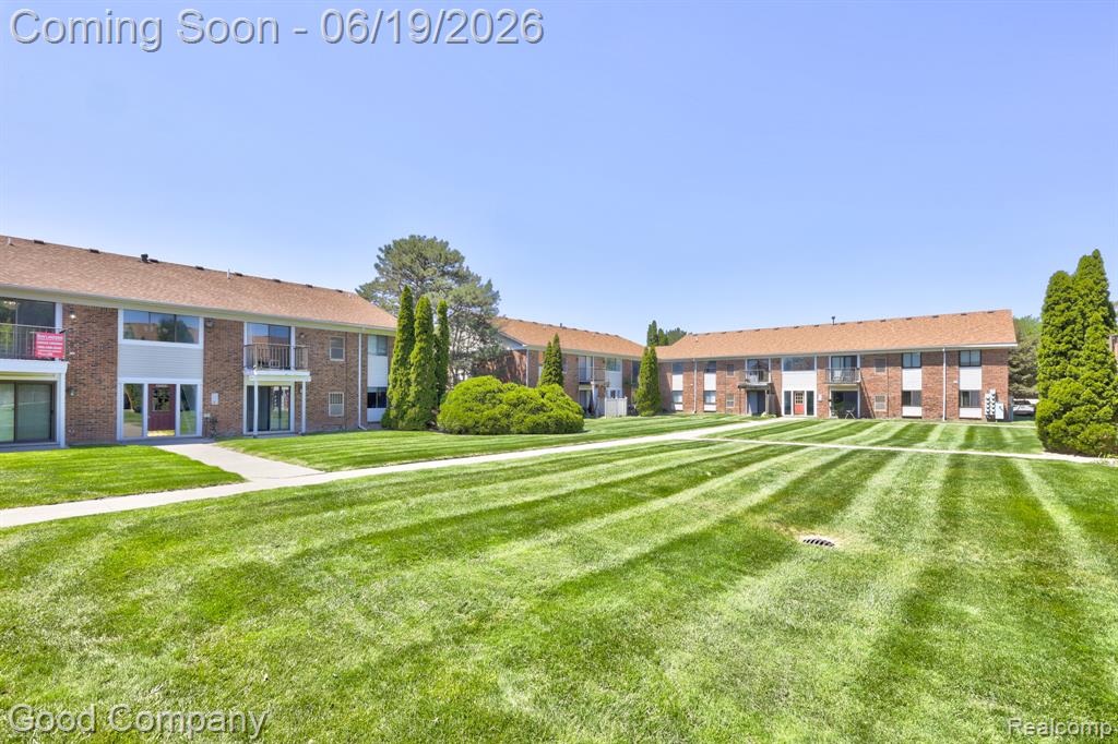 43244 Mound Road, 2, Sterling Heights, MI 48314 — Photo 18