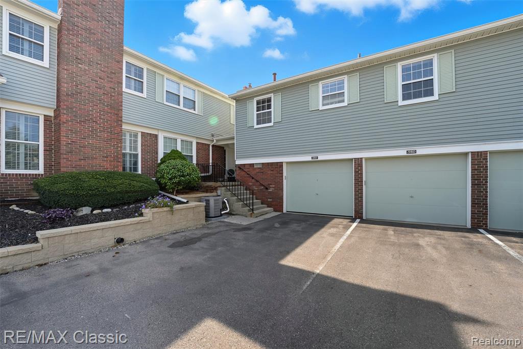 Country Place Condos
