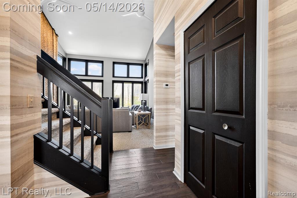 4108 Villager Drive, Lake Orion, MI — Photo 4