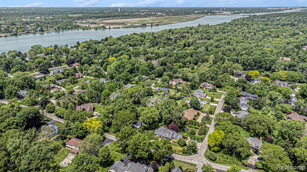 9875 Island Drive, Grosse Ile, MI 48138 — Photo 40
