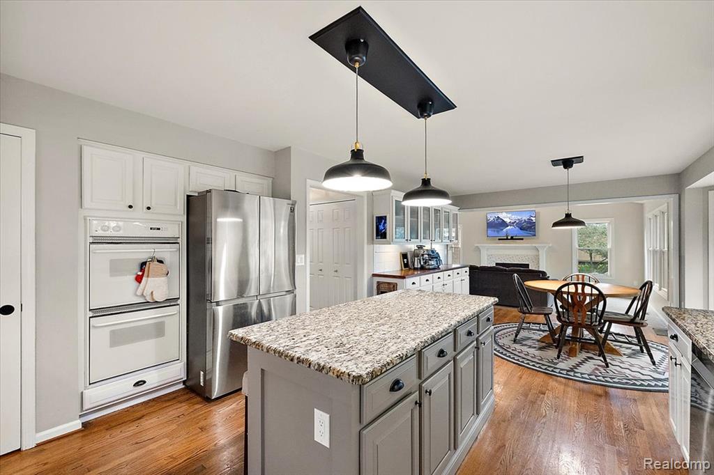 4193 Oak Tree Circle, Rochester, MI 48306 — Photo 20