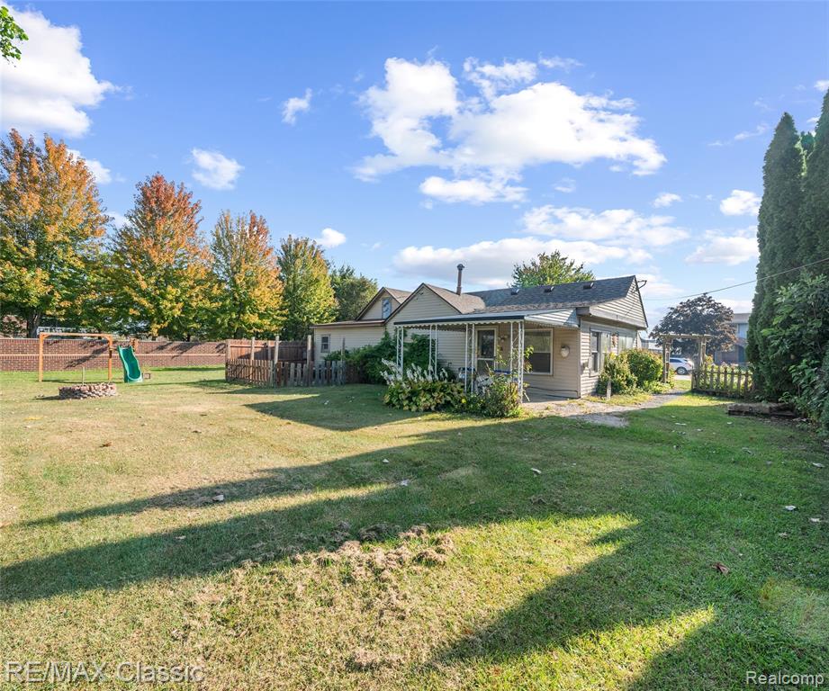 2185 Oakview Drive, Canton, MI 48187 — Photo 42