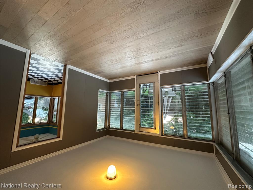 821 Pemberton Road, Grosse Pointe, MI 48230 — Photo 17