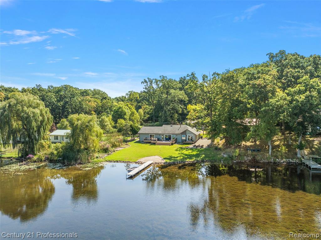 2679 Lakeview Drive, Ortonville, MI 48462 — Photo 54