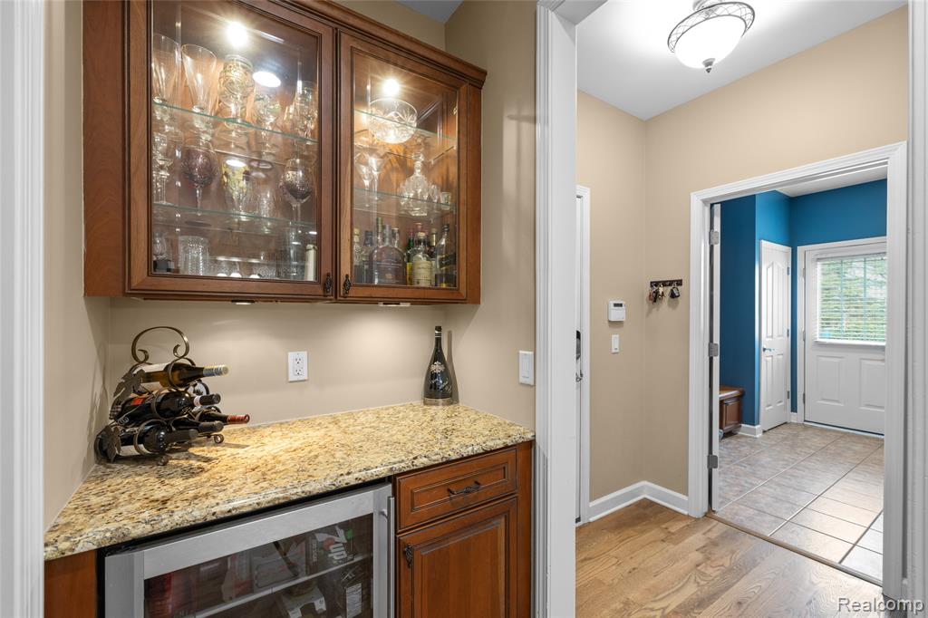 8542 Newbury Court N, Canton, MI 48187 — Photo 25
