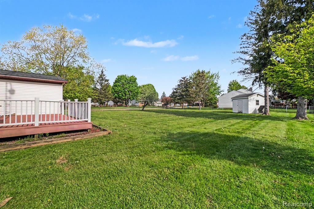 4497 Sunnymead Avenue, Burton, MI 48519 — Photo 23