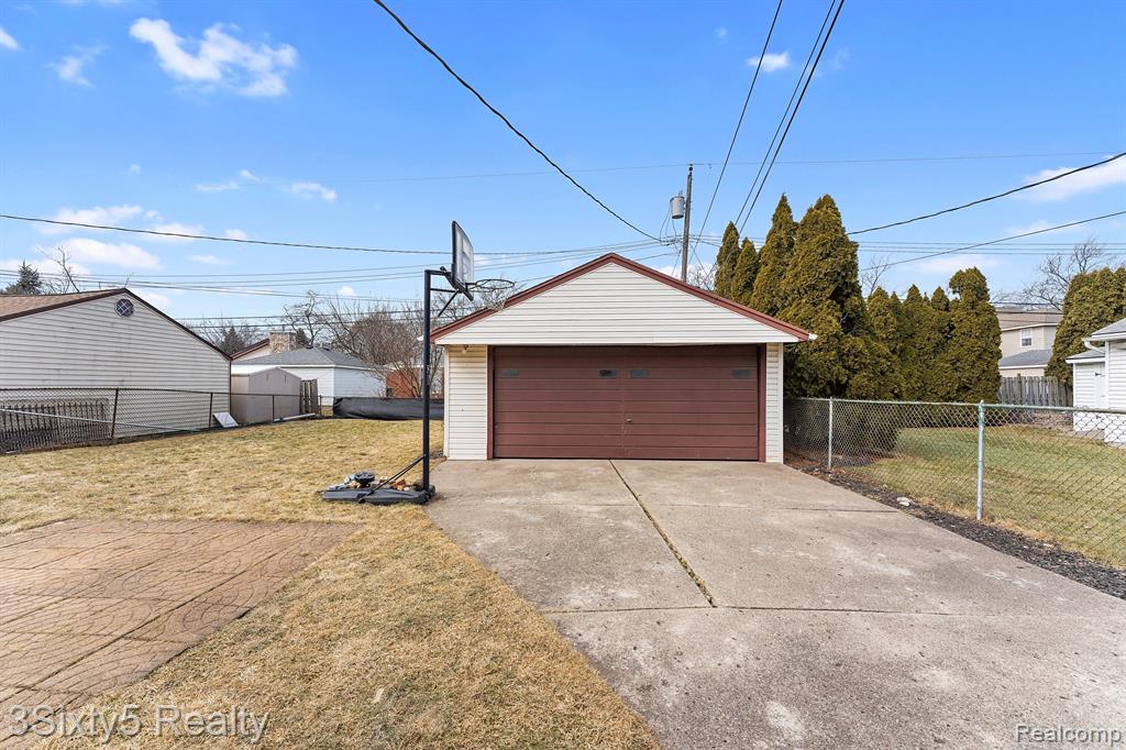 9914 FOX Avenue, Allen Park, MI 48101 — Photo 22
