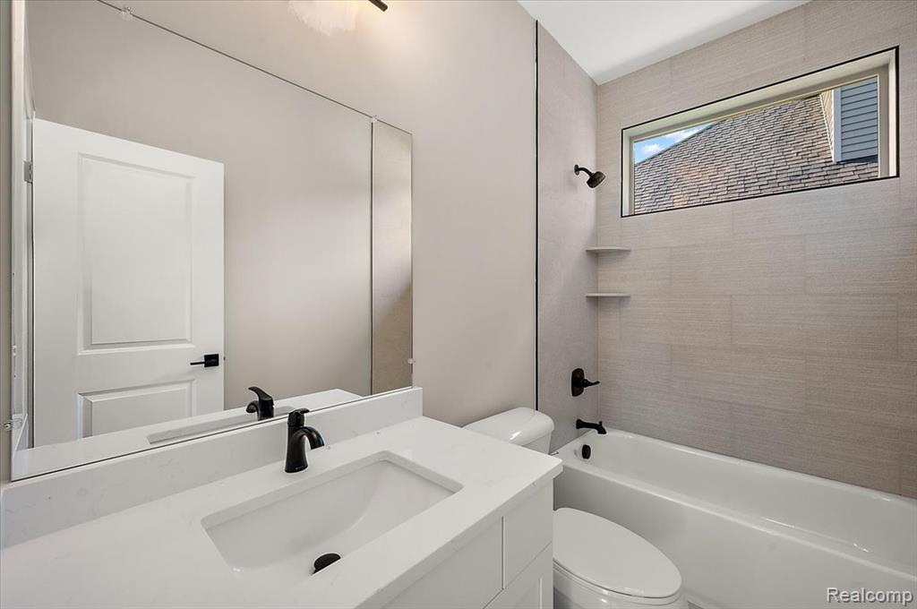 56667 Via Bellano, 32, Macomb, MI 48042 — Photo 29