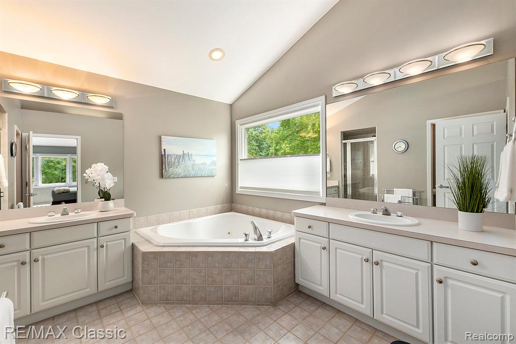 40515 Paisley Circle, Novi, MI 48377 — Photo 19
