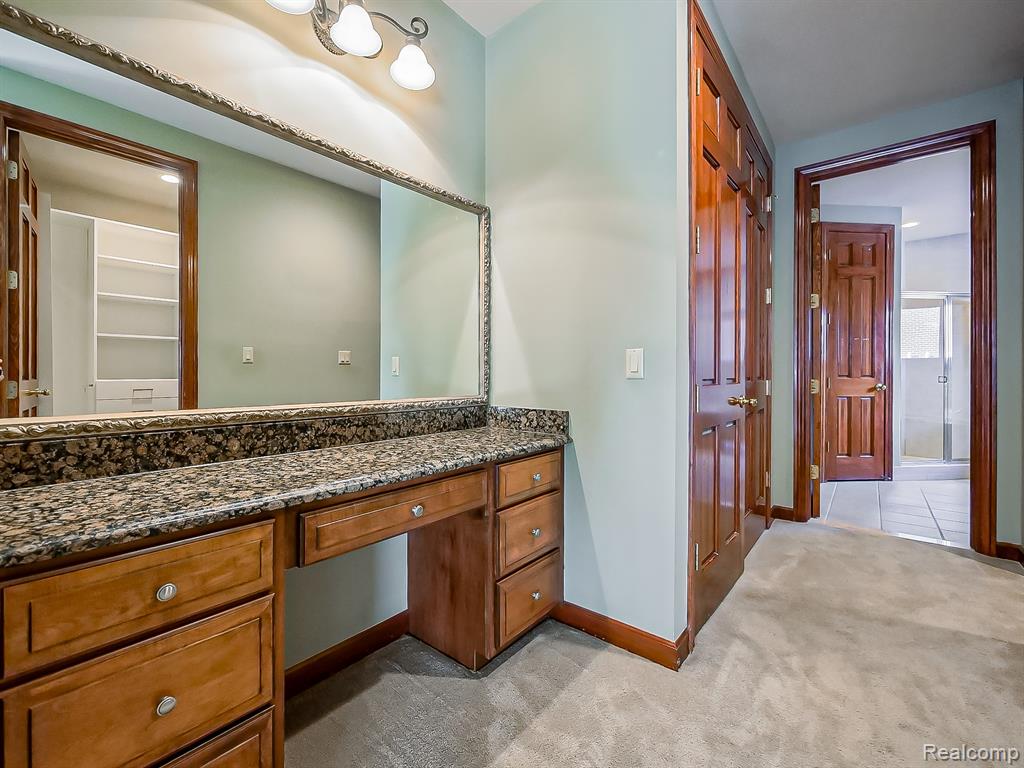7364 Essex Drive, West Bloomfield, MI — Photo 22