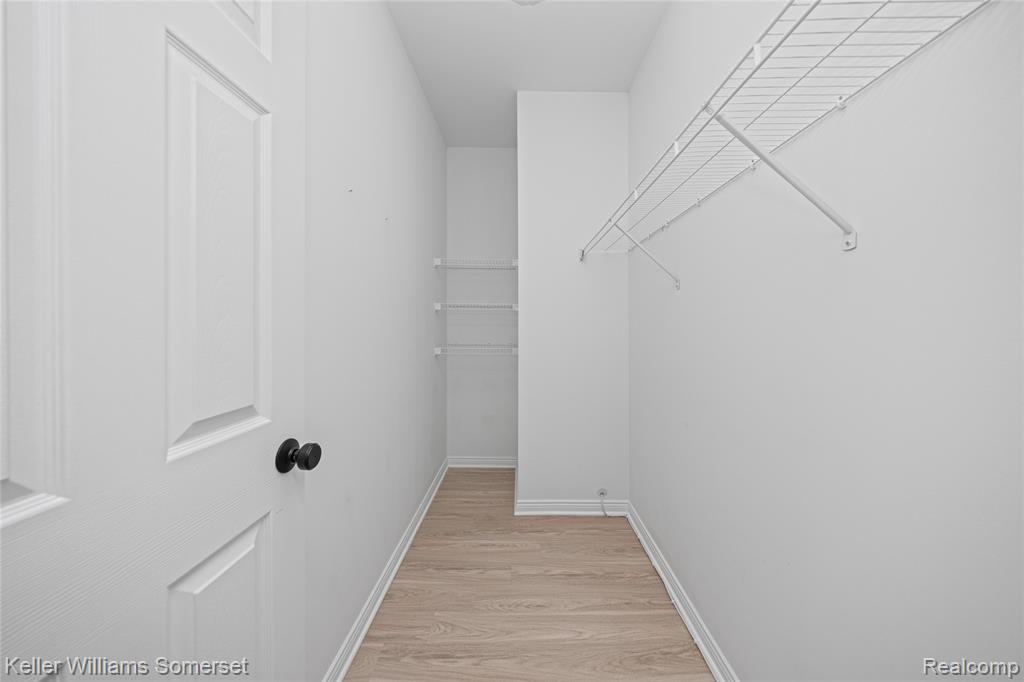 328 Hidden E, Holly, MI 48442 — Photo 29