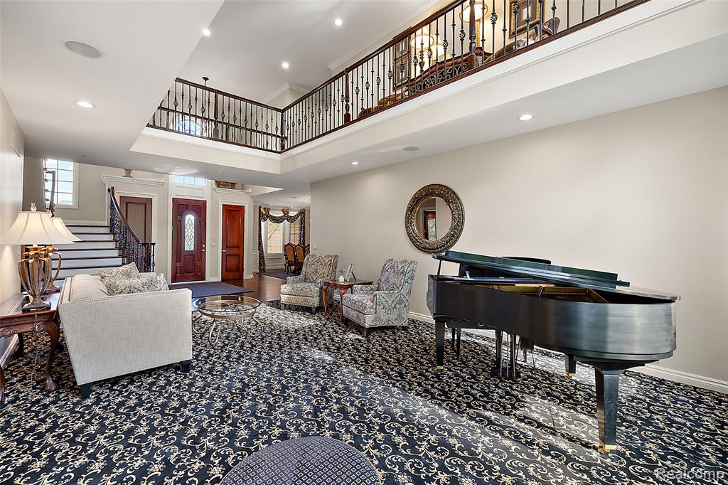 4688 Fawn Hill Court, Rochester, MI 48306 — Photo 16