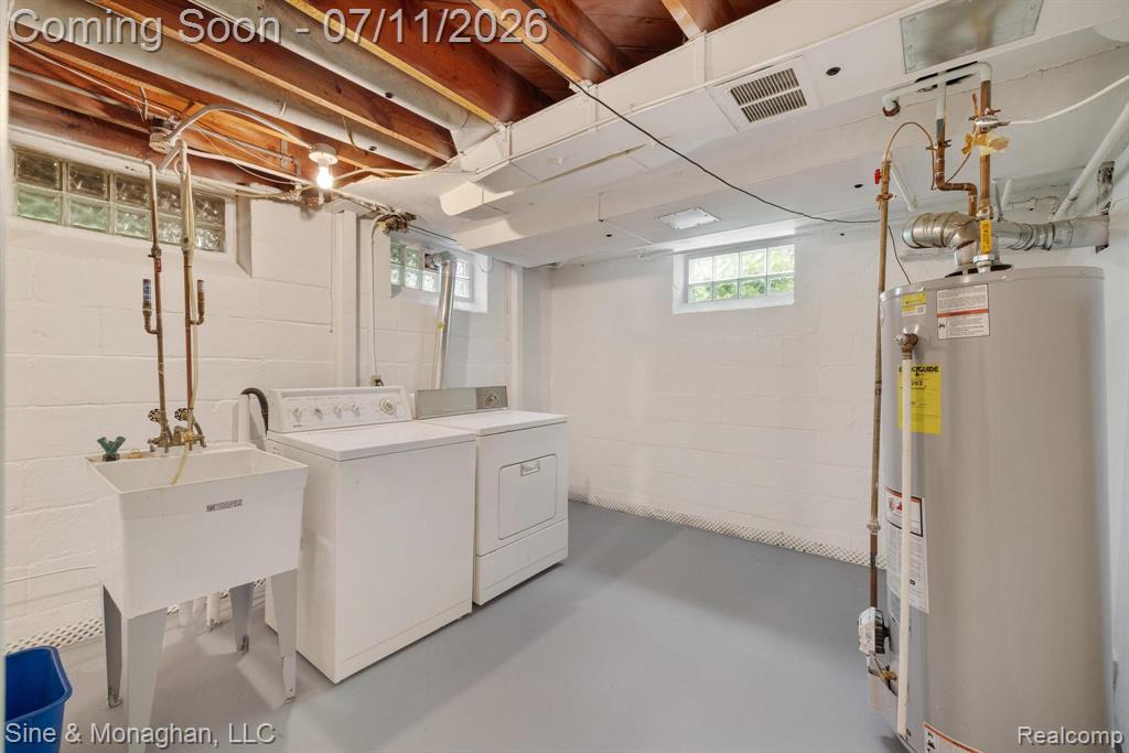679 NEFF Road, Grosse Pointe, MI 48230 — Photo 38