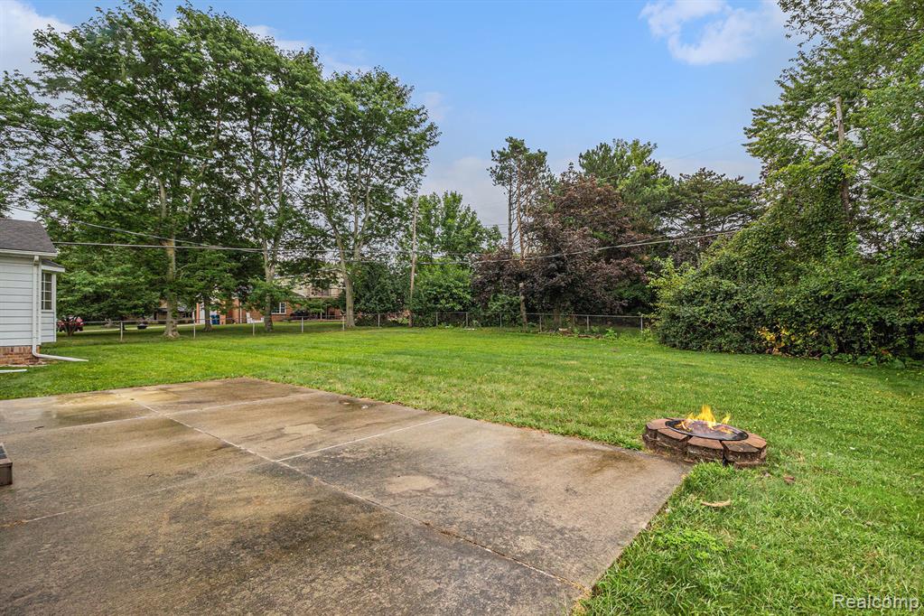 444 Boutell Drive, Grand Blanc, MI 48439 — Photo 21