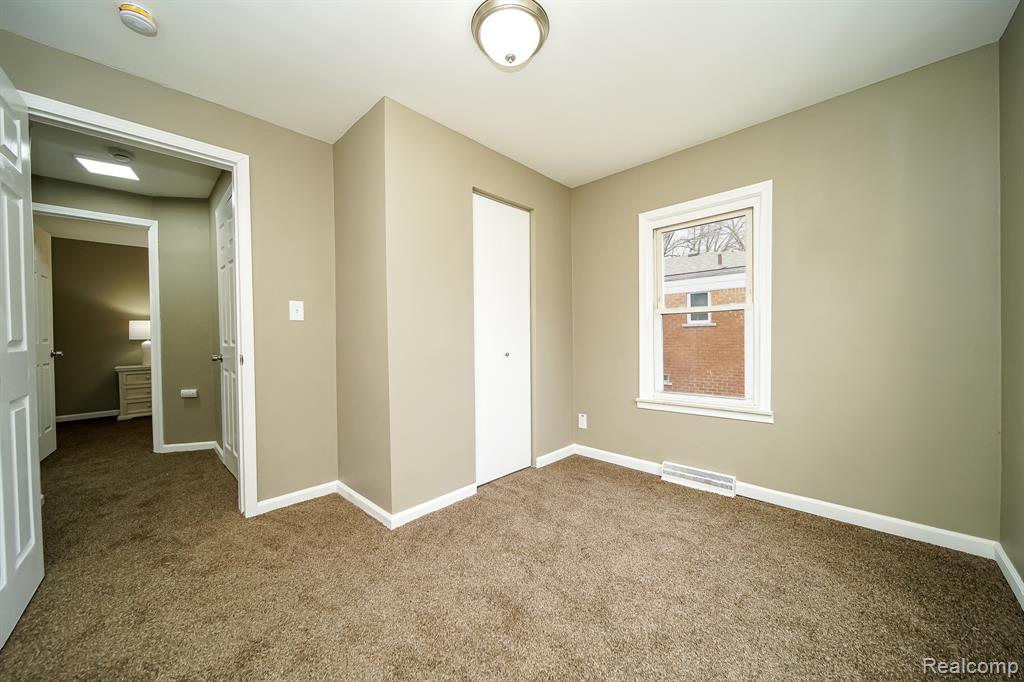 7244 FISHER Avenue, Warren, MI 48091 — Photo 35