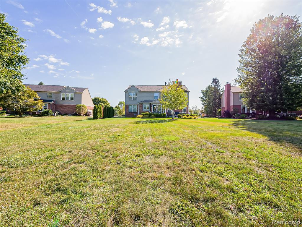 48581 Greenwich Circle, Canton, MI 48188 — Photo 32