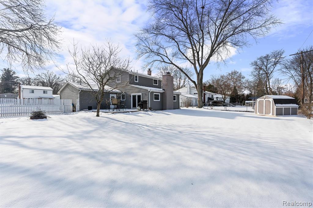 8656 War Bonnet Drive, Commerce Twp, MI 48382 — Photo 18