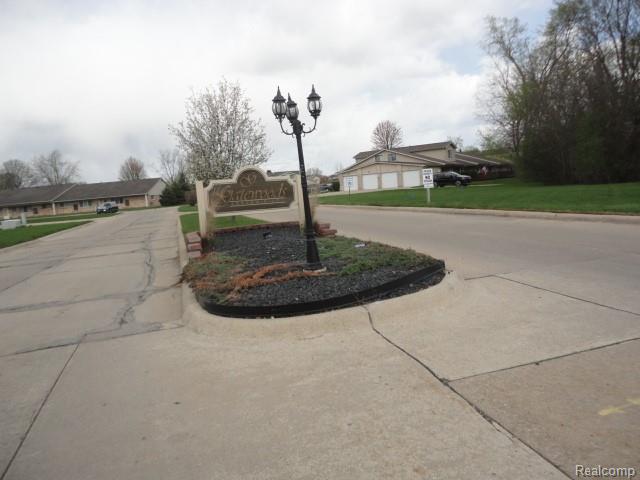16034 Holz Drive, 16, Southgate, MI 48195 — Photo 18