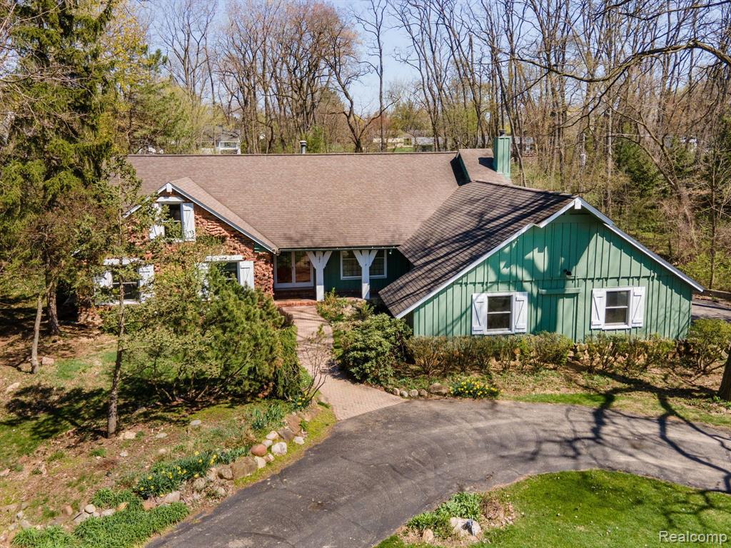 6609 Bloomfield Lane, West Bloomfield, MI — Photo 3