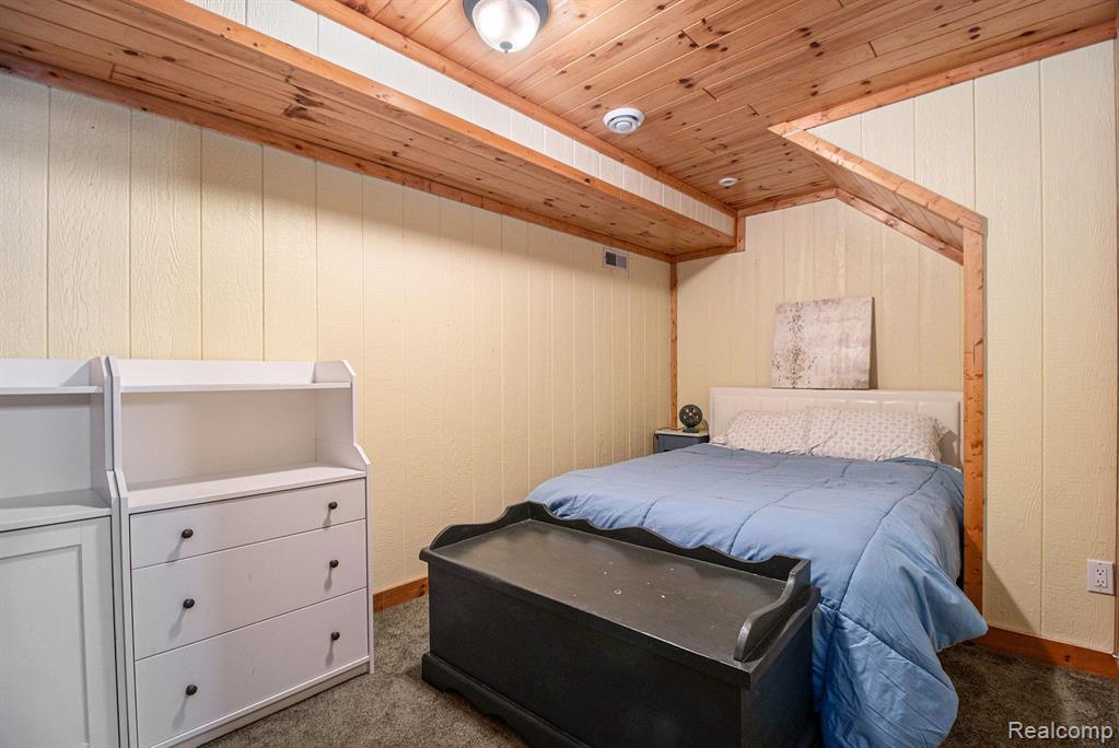 7926 FOREST CREEK, Whitmore Lake, MI 48189 — Photo 15