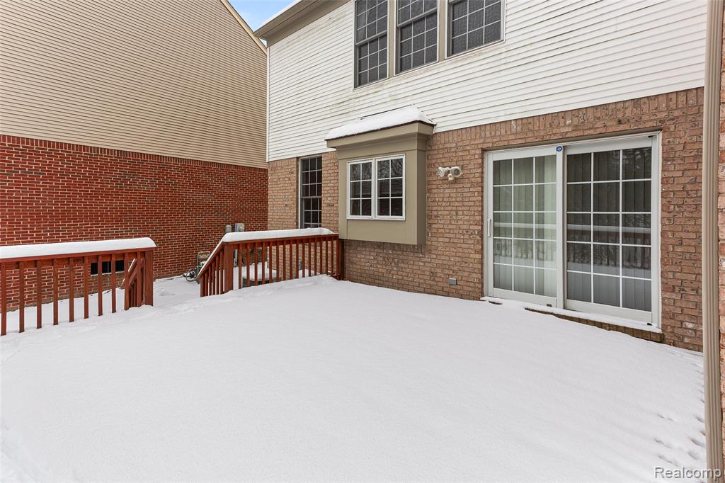 7567 WINDGATE Circle, West Bloomfield, MI 48323 — Photo 57