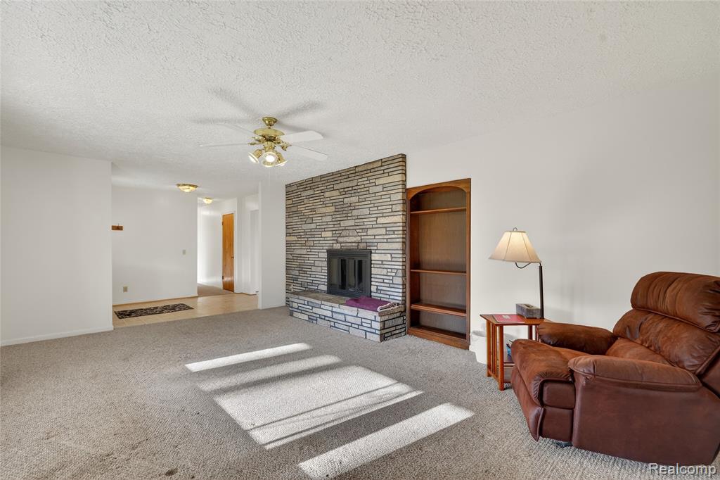 10960 Heather Lane, Whitmore Lake, MI 48189 — Photo 6