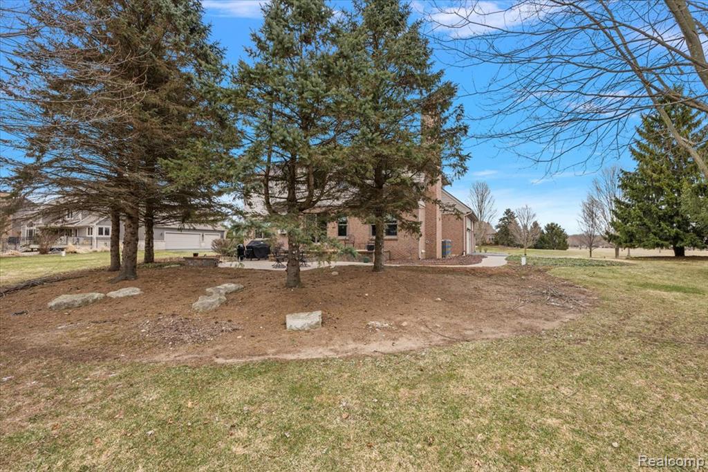 8446 S Shore Drive, Clarkston, MI 48348 — Photo 50