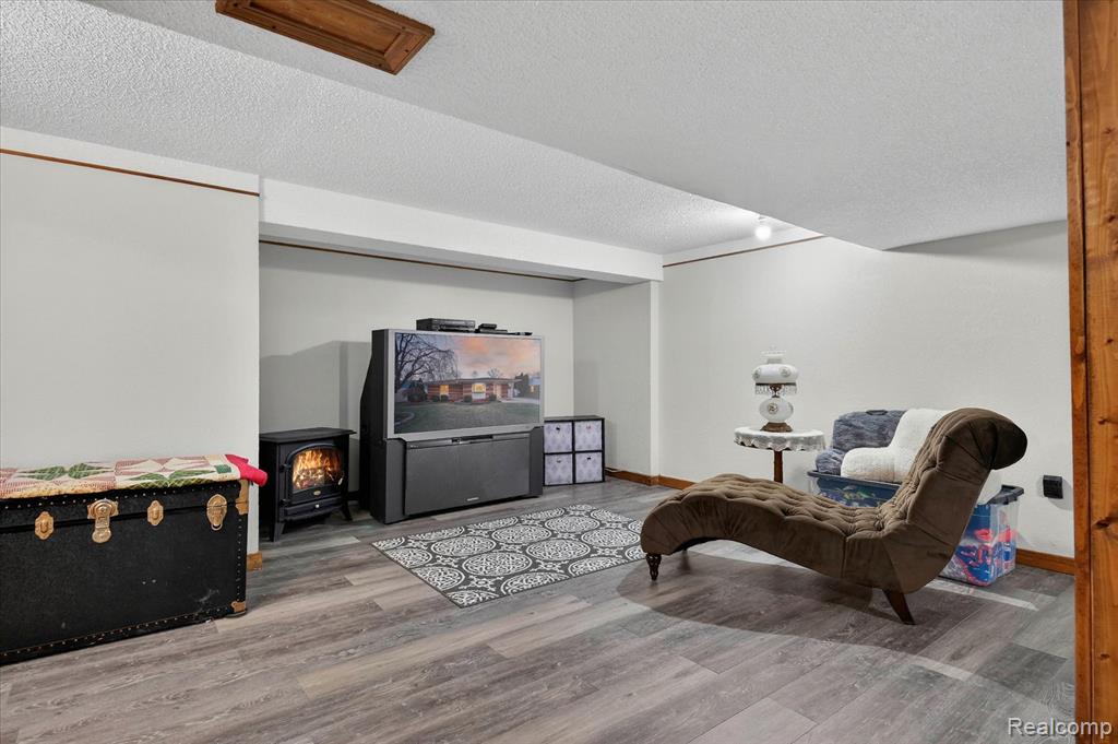 19523 Plumwoode Court, Brownstown, MI 48183 — Photo 30