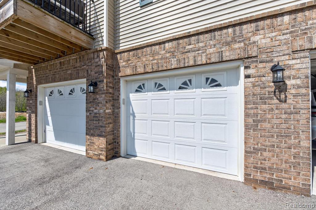 9789 Ridge Run Street, Howell, MI 48855 — Photo 23