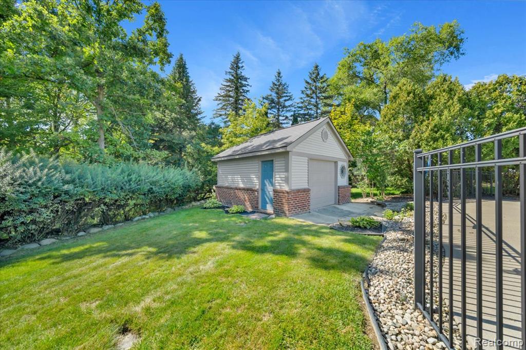 5365 Seminole Court, Commerce Twp, MI 48382 — Photo 49